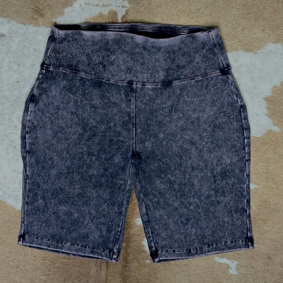 Plus Size Mineral Washed Biker Shorts - Picture 1 of 1
